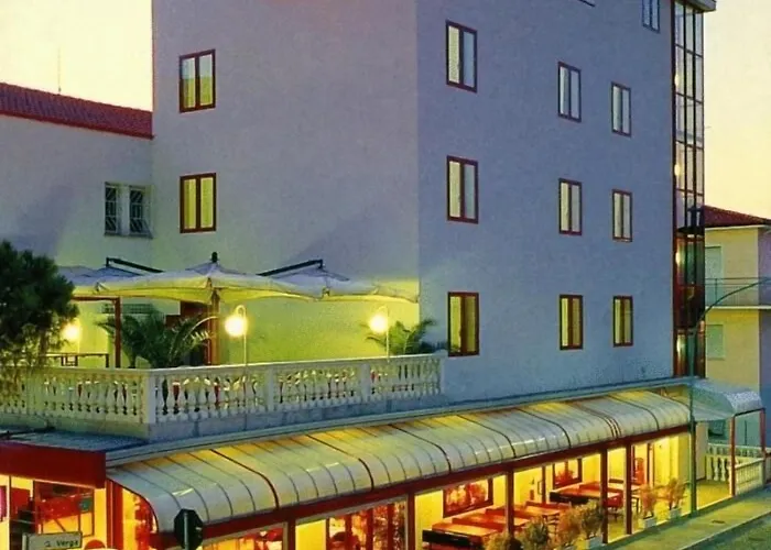 Mazzini Hotel 3*