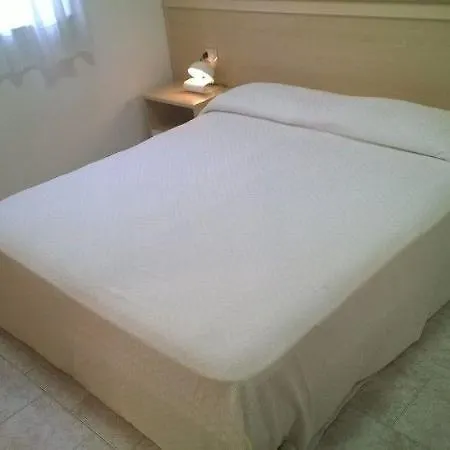 Mazzini 3* לידו די ג'סולו